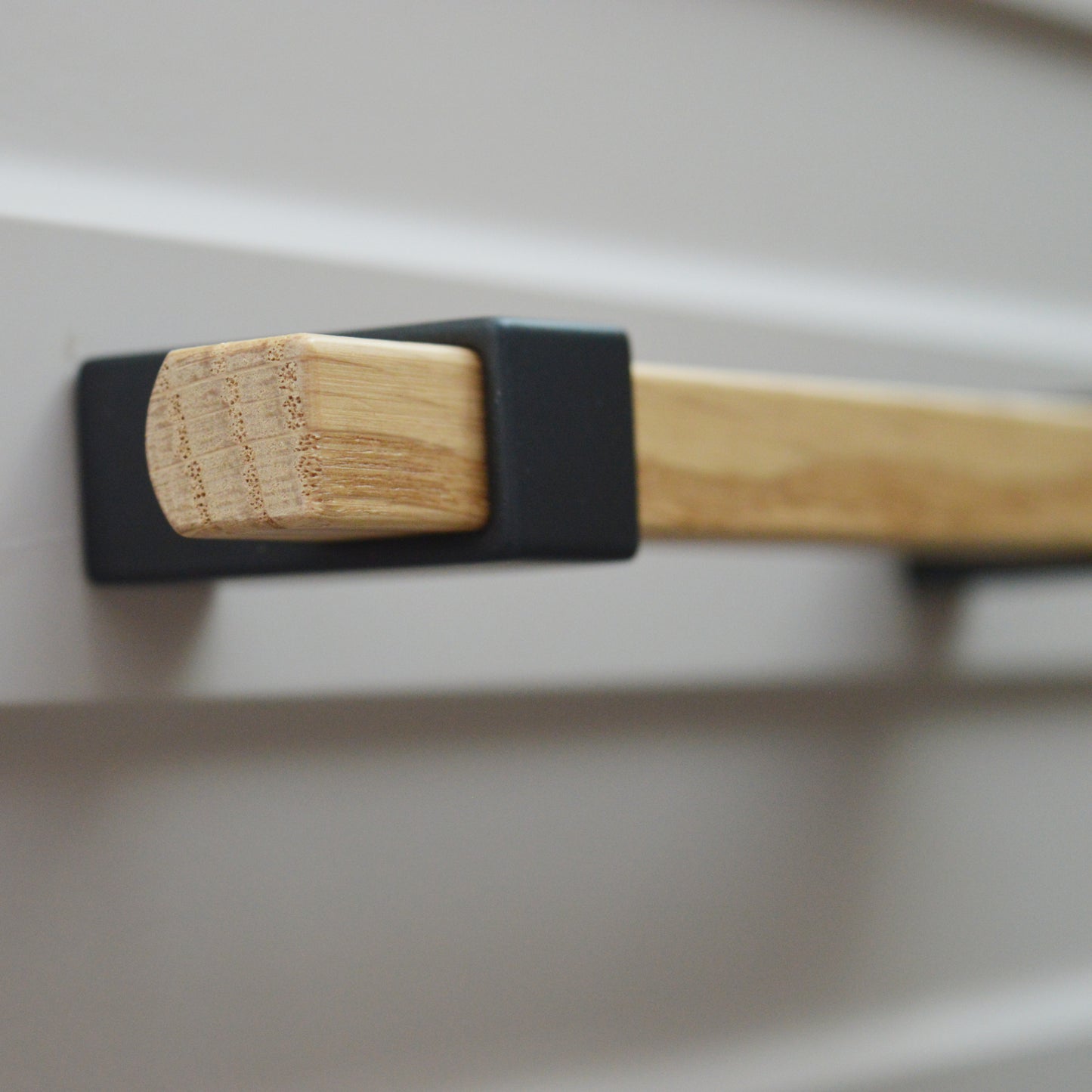 Beam Metal and Wood Furniture Handle