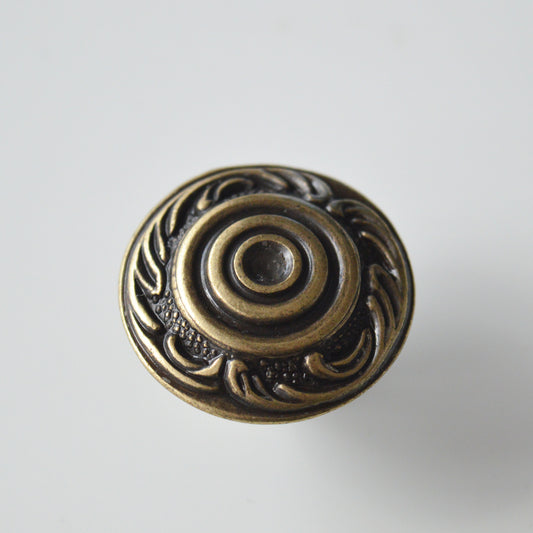 15.306.30.12 Bronze furniture knob Classic metal furniture knob