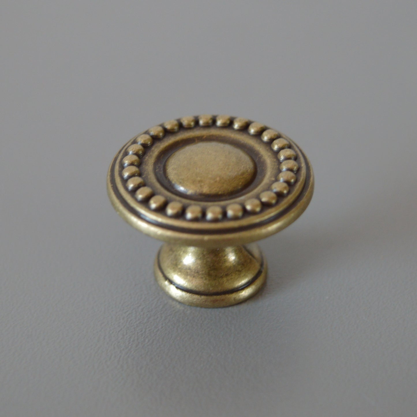 15.344.30.12 Bronze furniture knob Classic metal furniture knob