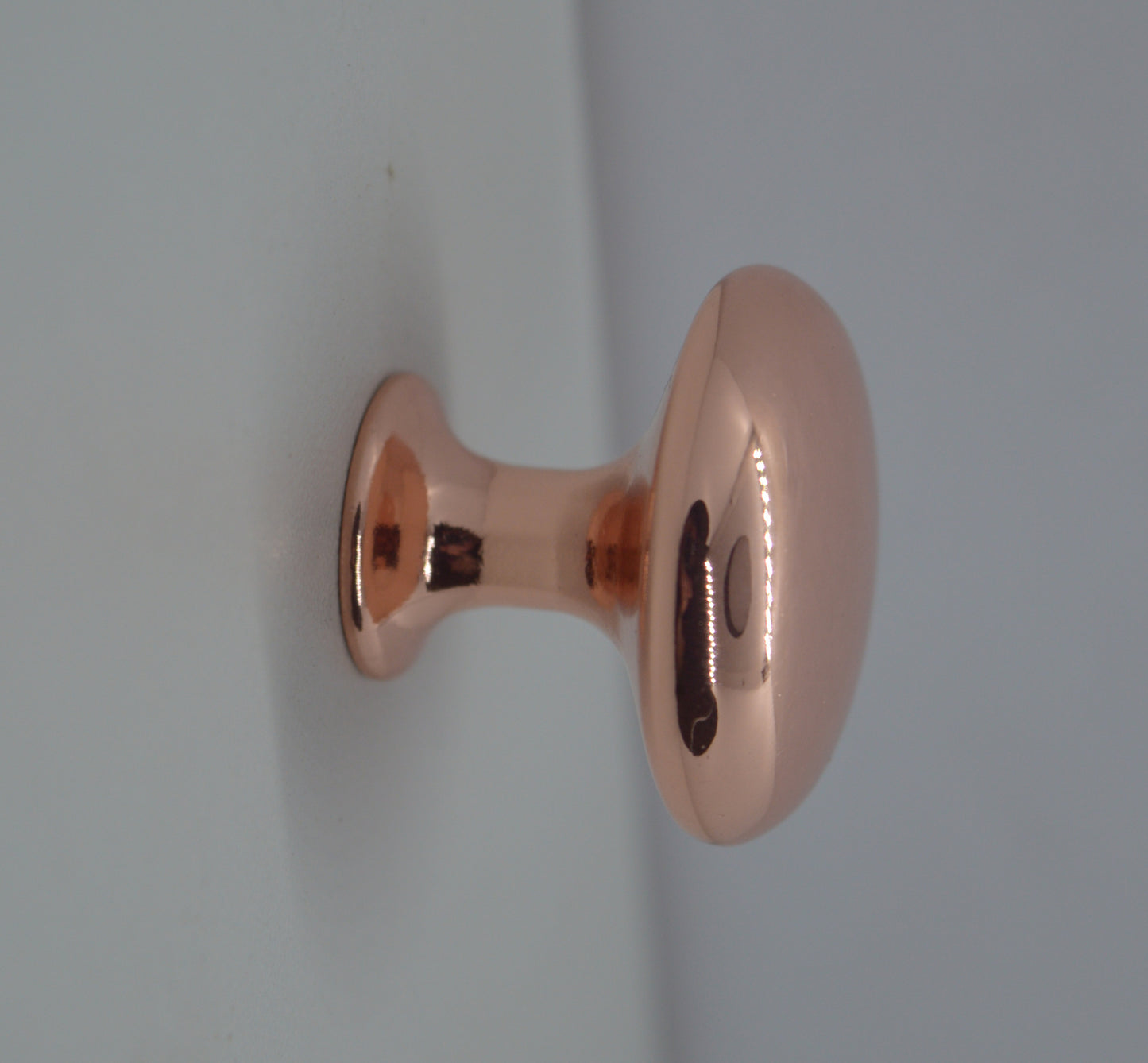 15.337 Rund furniture knob Classic metal furniture knob