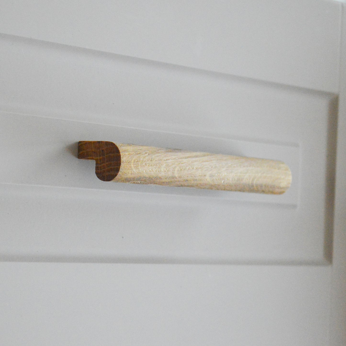 Perugia solid wood furniture handle