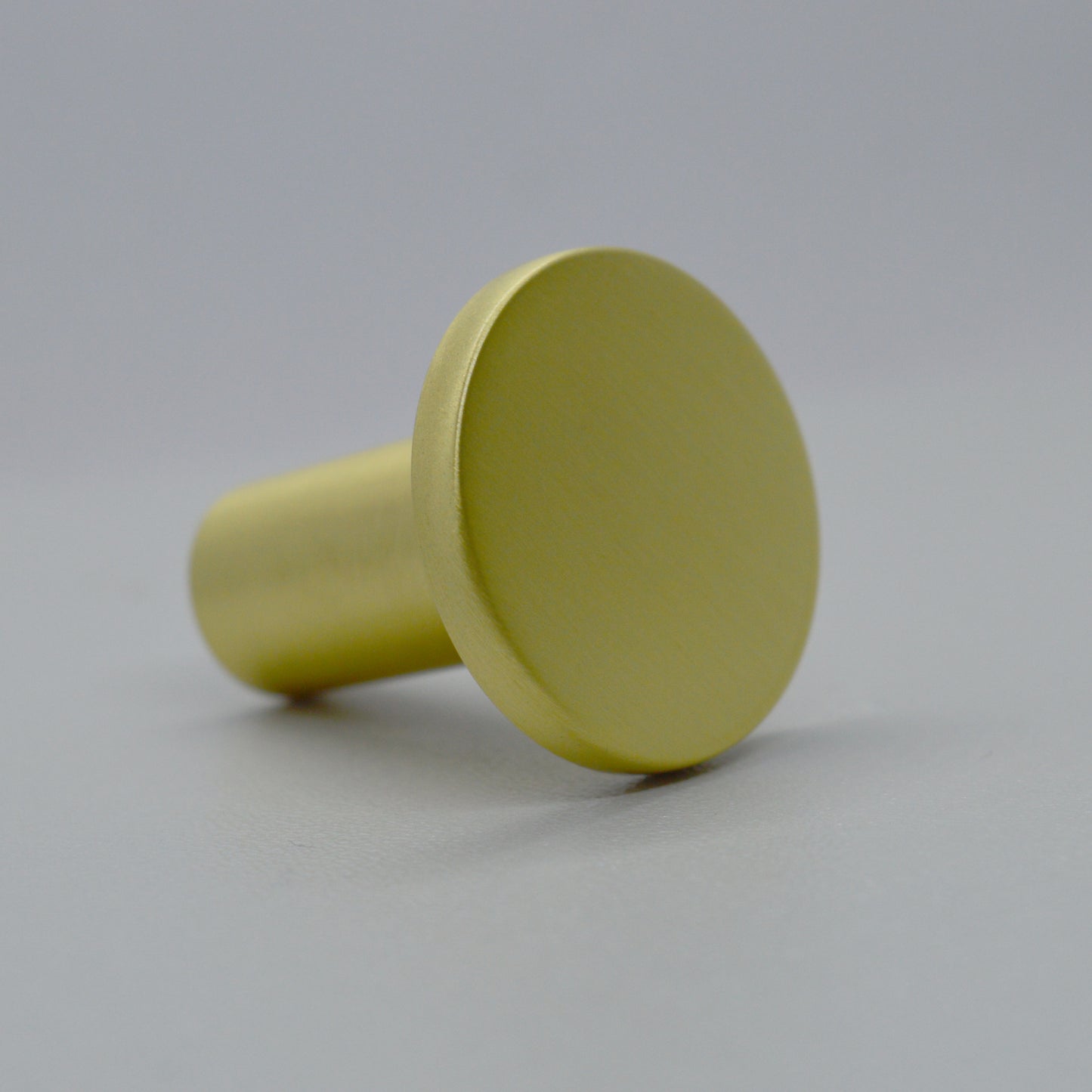 Ellie metal furniture knob