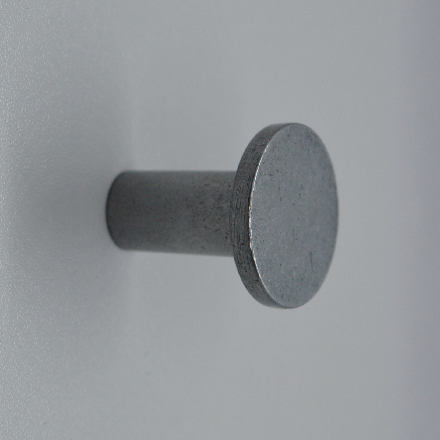 Ellie metal furniture knob