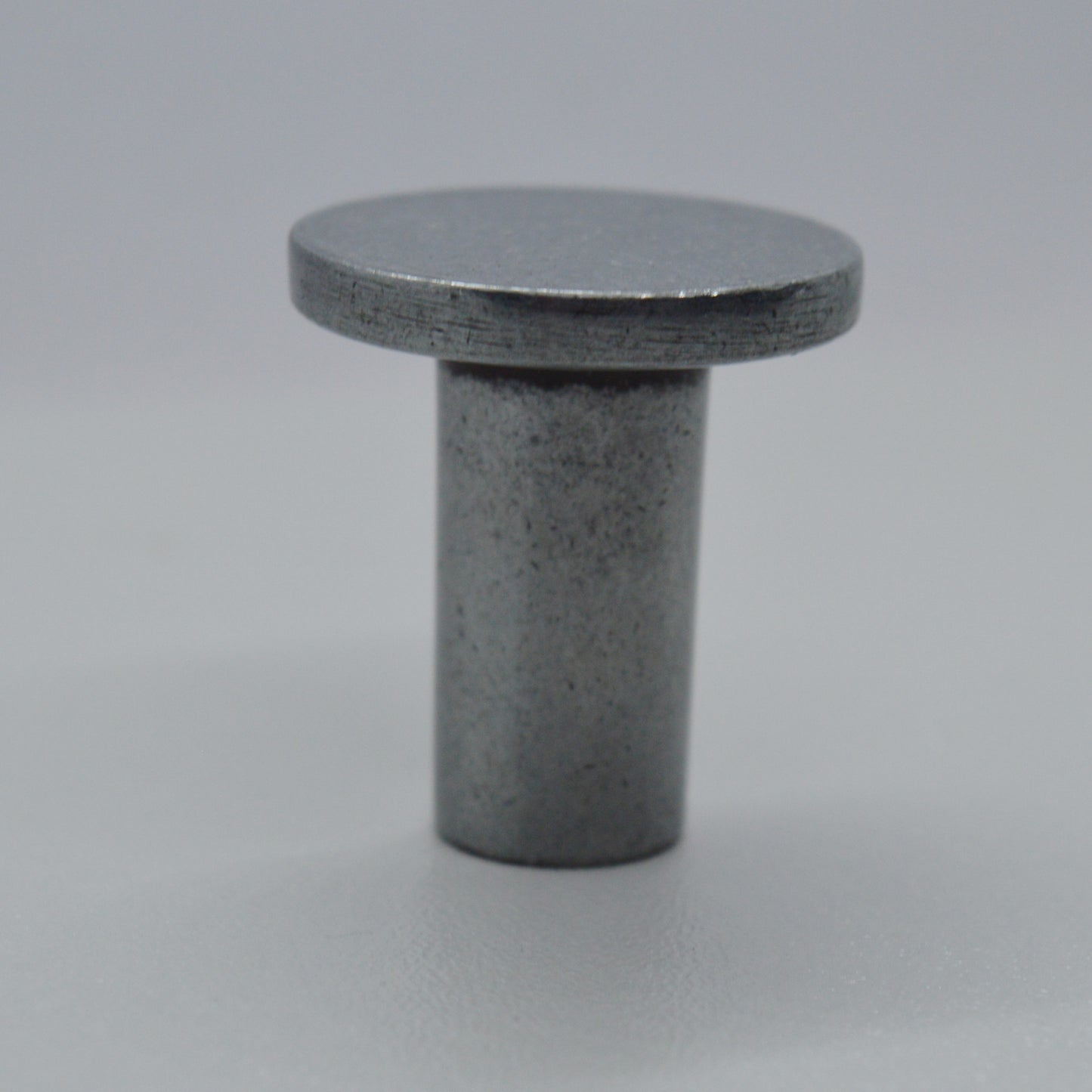 Ellie metal furniture knob