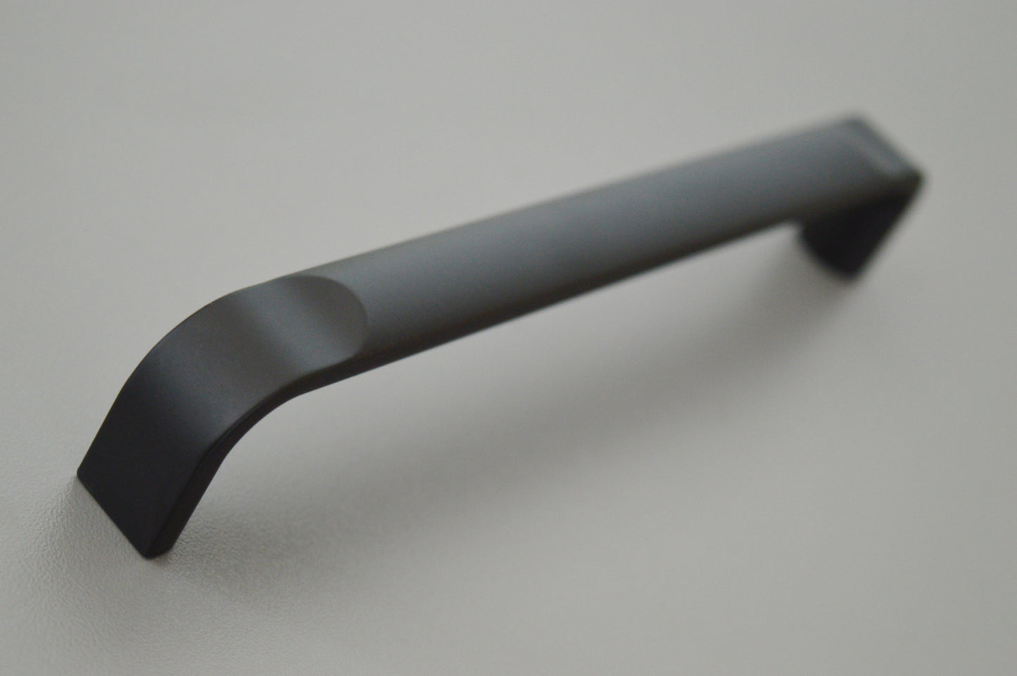 Flint modern metal furniture handle