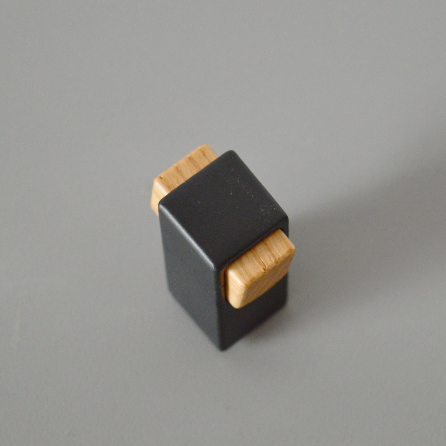 Beam Metal and Wood Furniture Knob