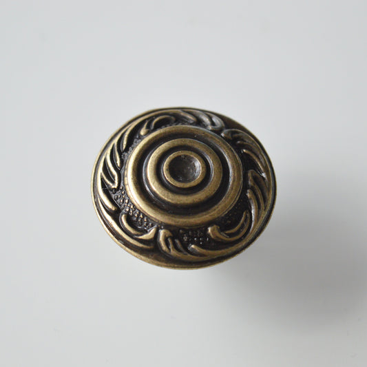 15.306.30.12 Bronze furniture knob Classic metal furniture knob