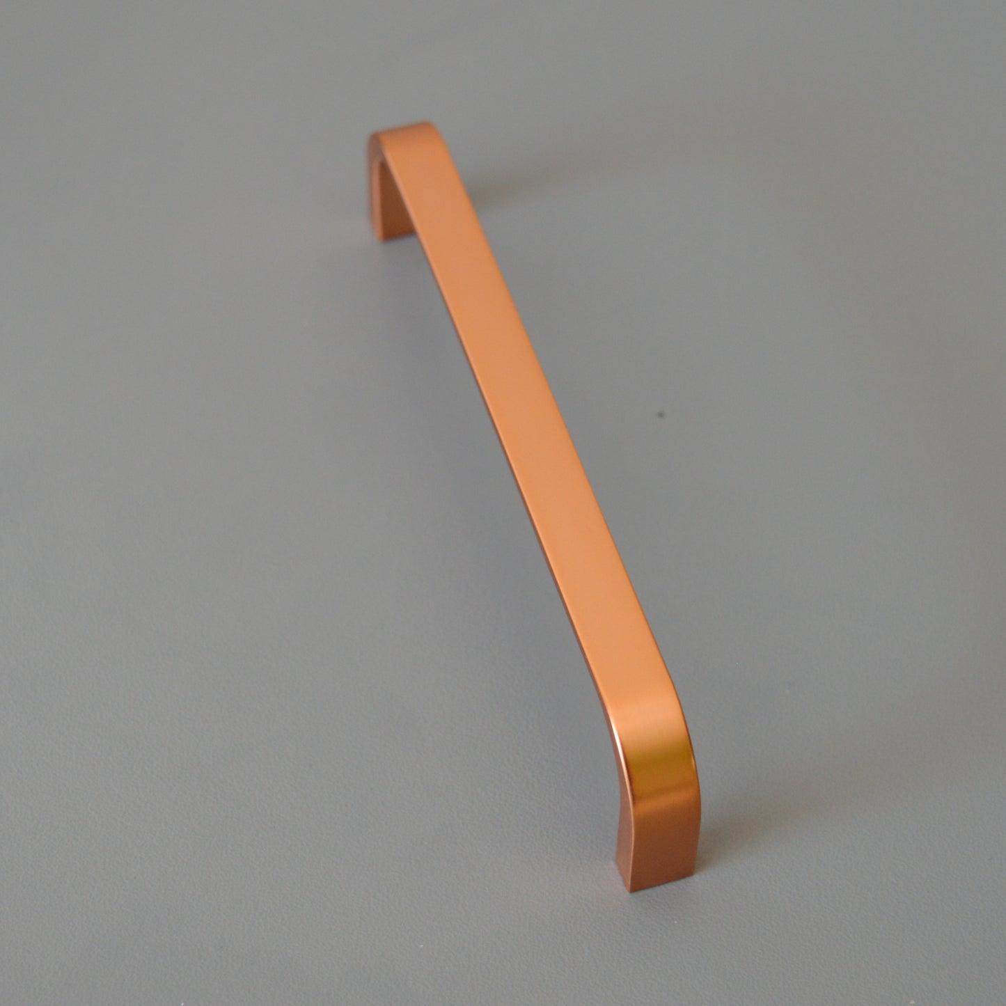Pronto modern metal furniture handle