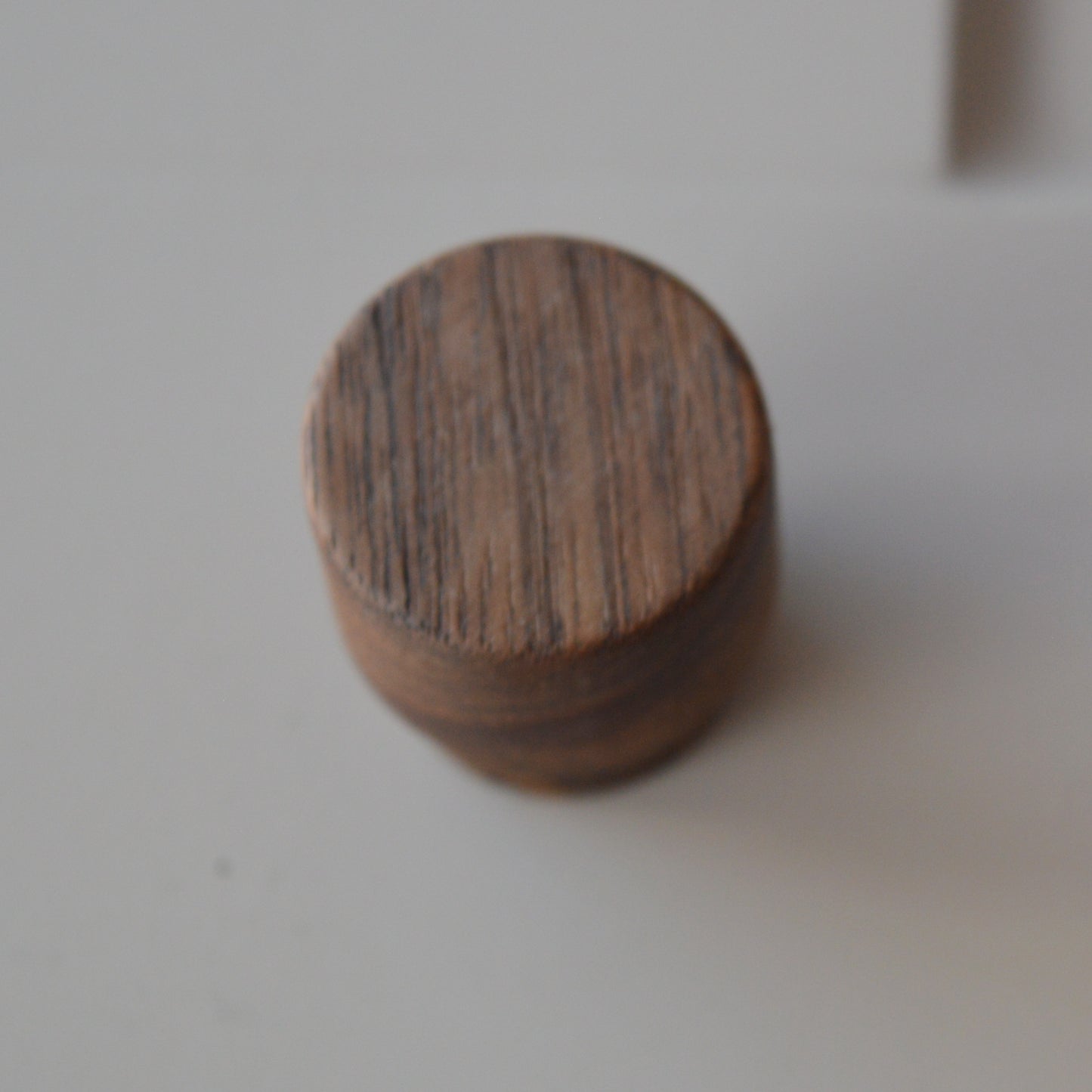Kiel solid wood furniture knob