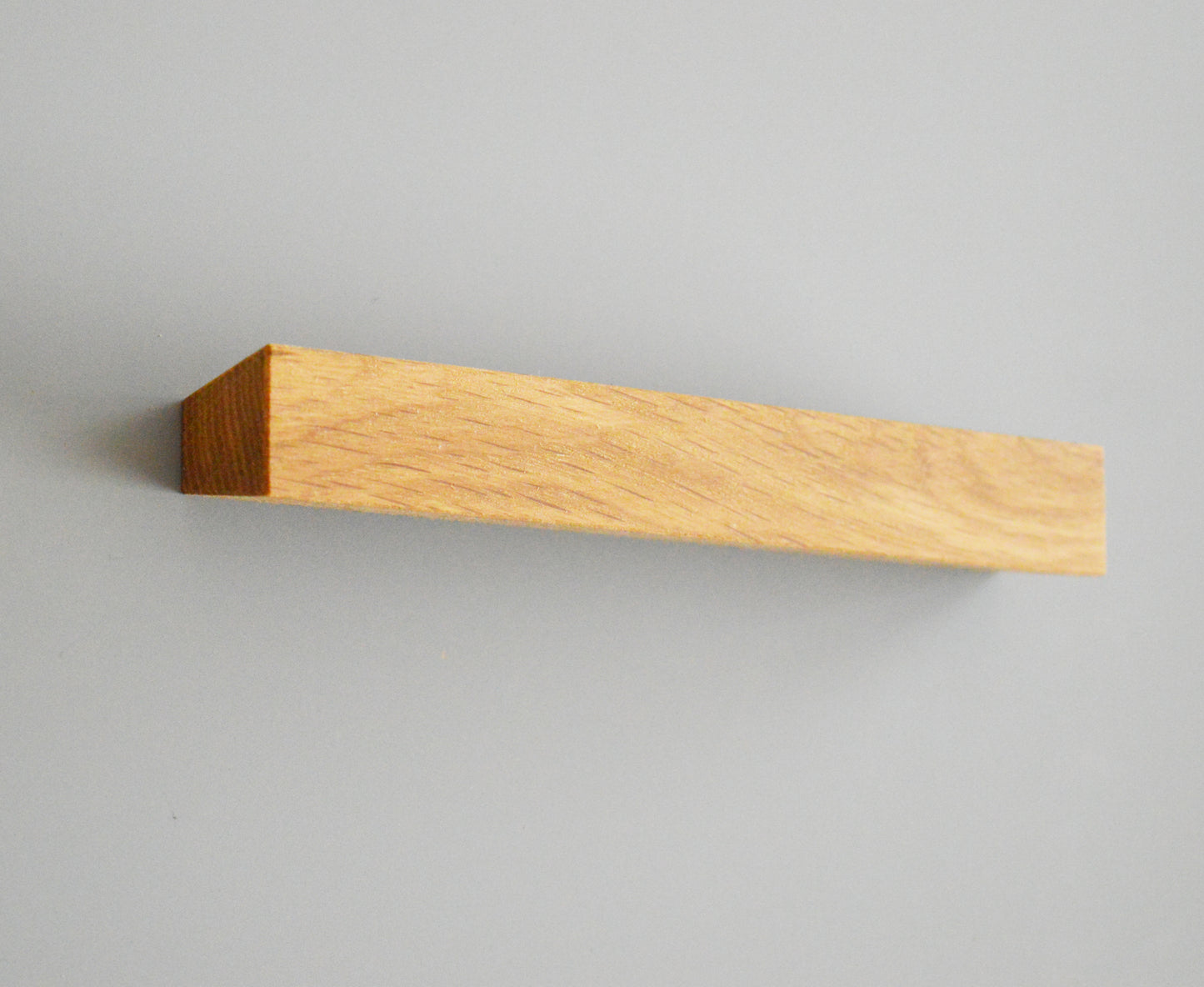 Salermo solid wood furniture handle