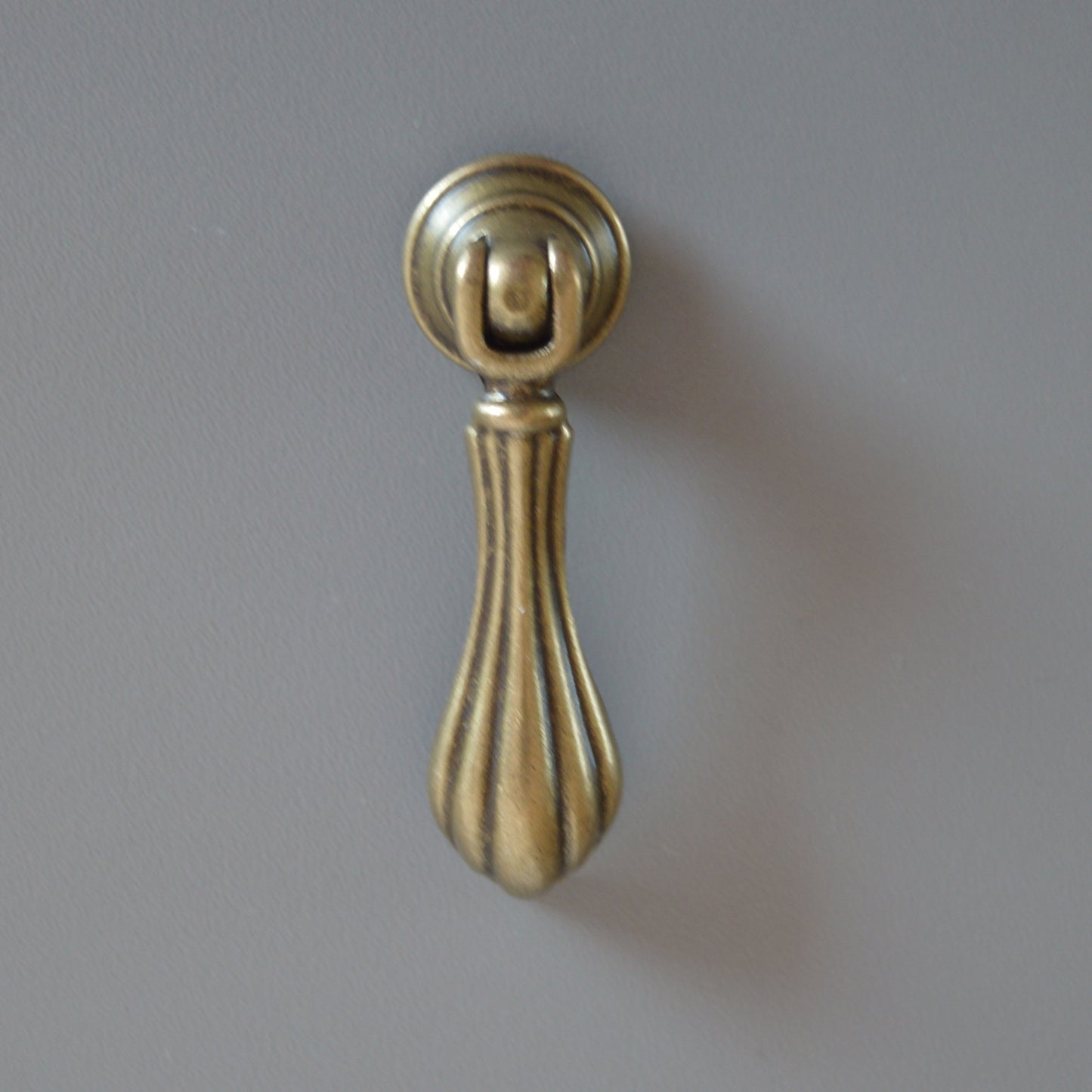 15.418.00.12 Bronze furniture knob Classic metal furniture knob