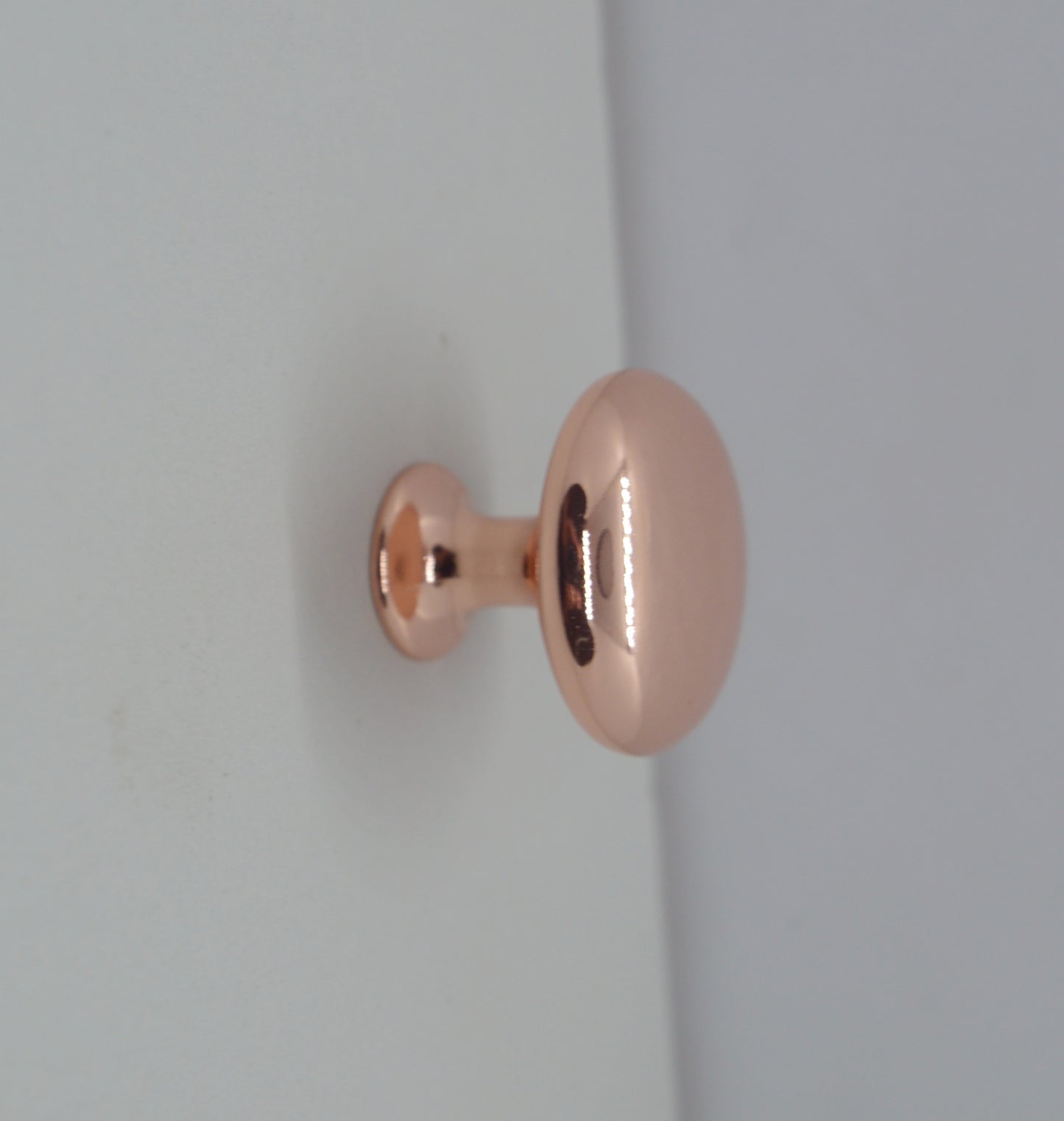 15.337 Rund furniture knob Classic metal furniture knob