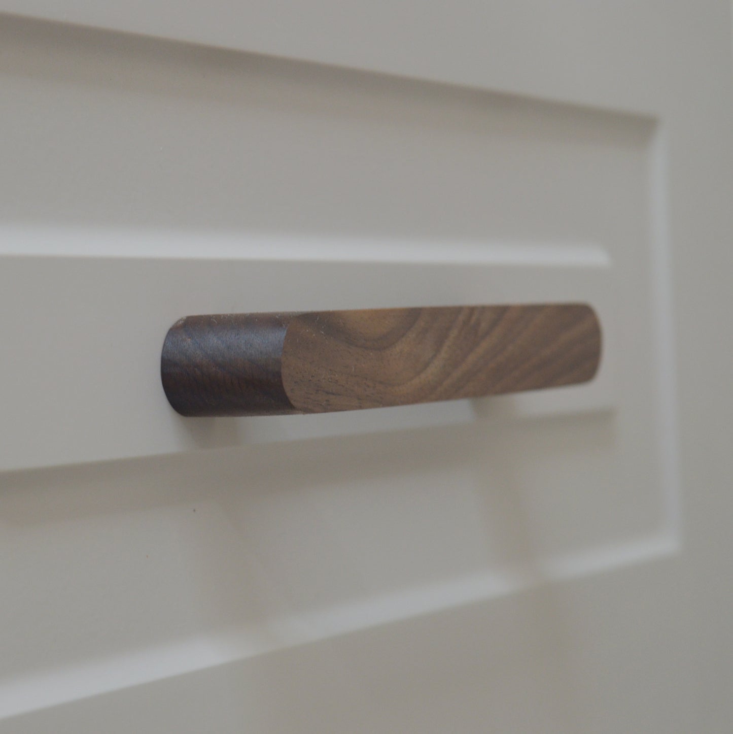 Leland modern Solid Wood furniture handle