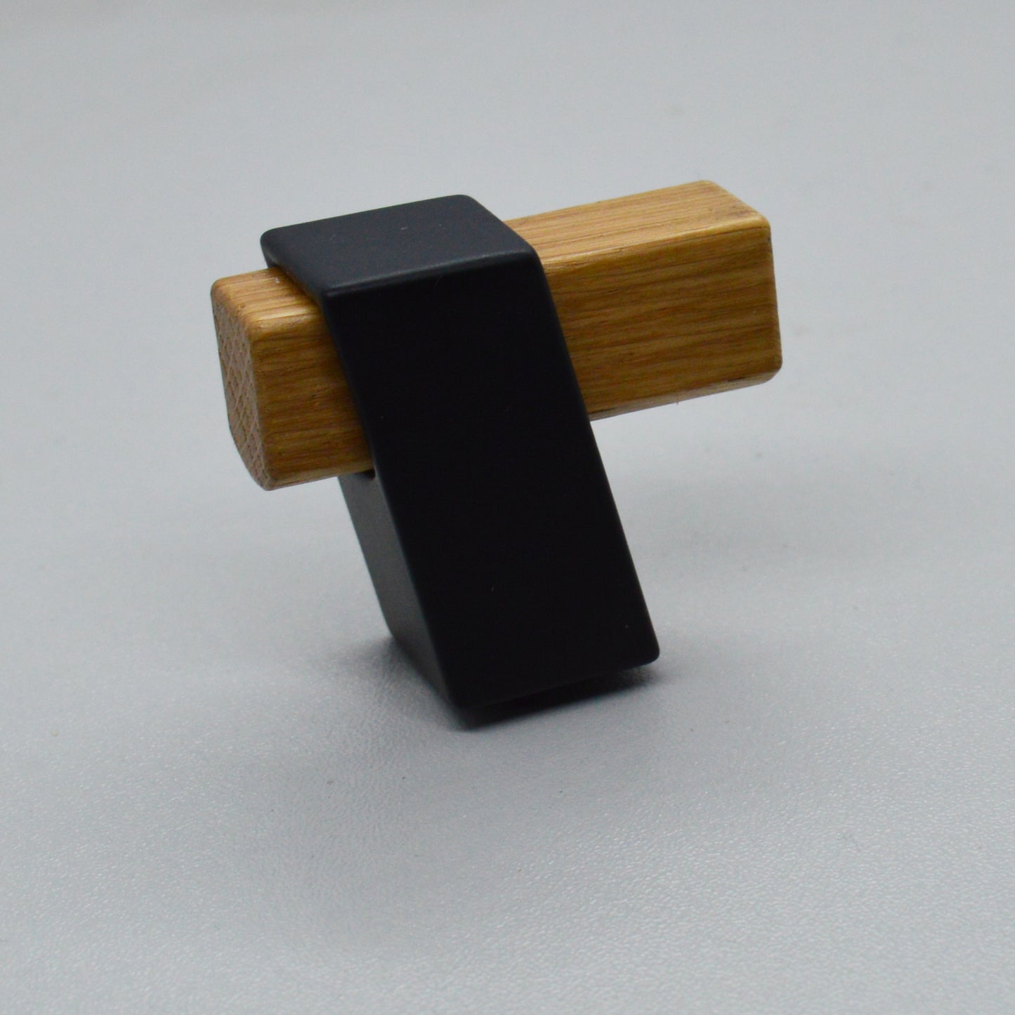 Beam Metal and Wood Furniture Knob