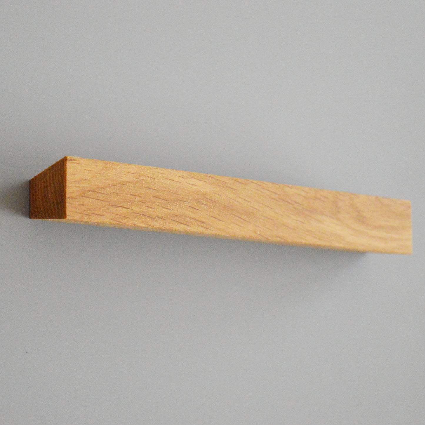 Salermo solid wood furniture handle