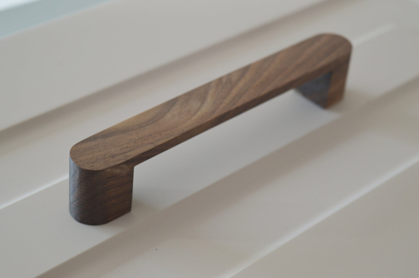 Leland modern Solid Wood furniture handle