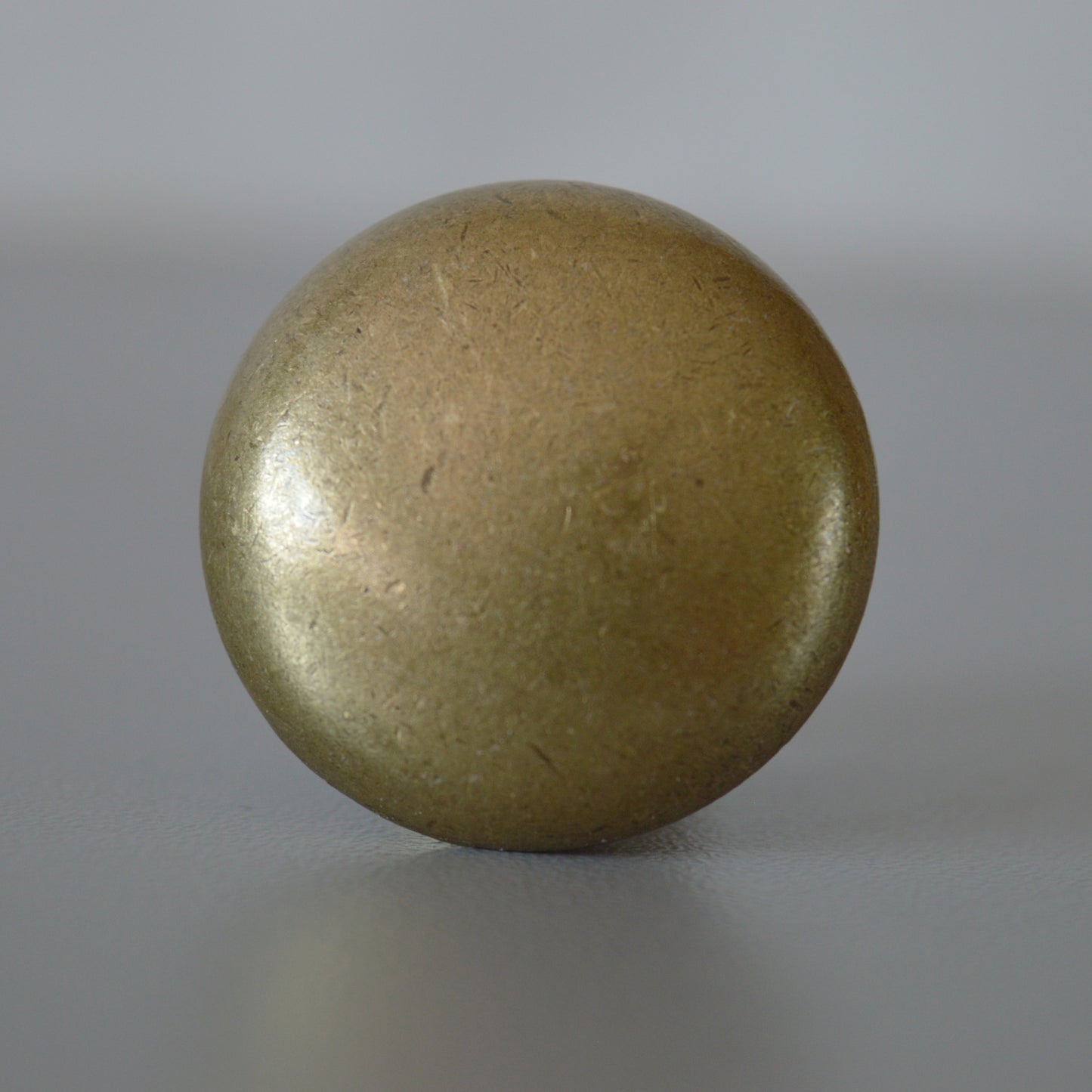 15.337 Rund furniture knob Classic metal furniture knob