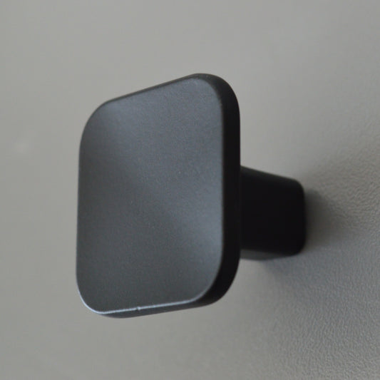 Scoop metal furniture knob