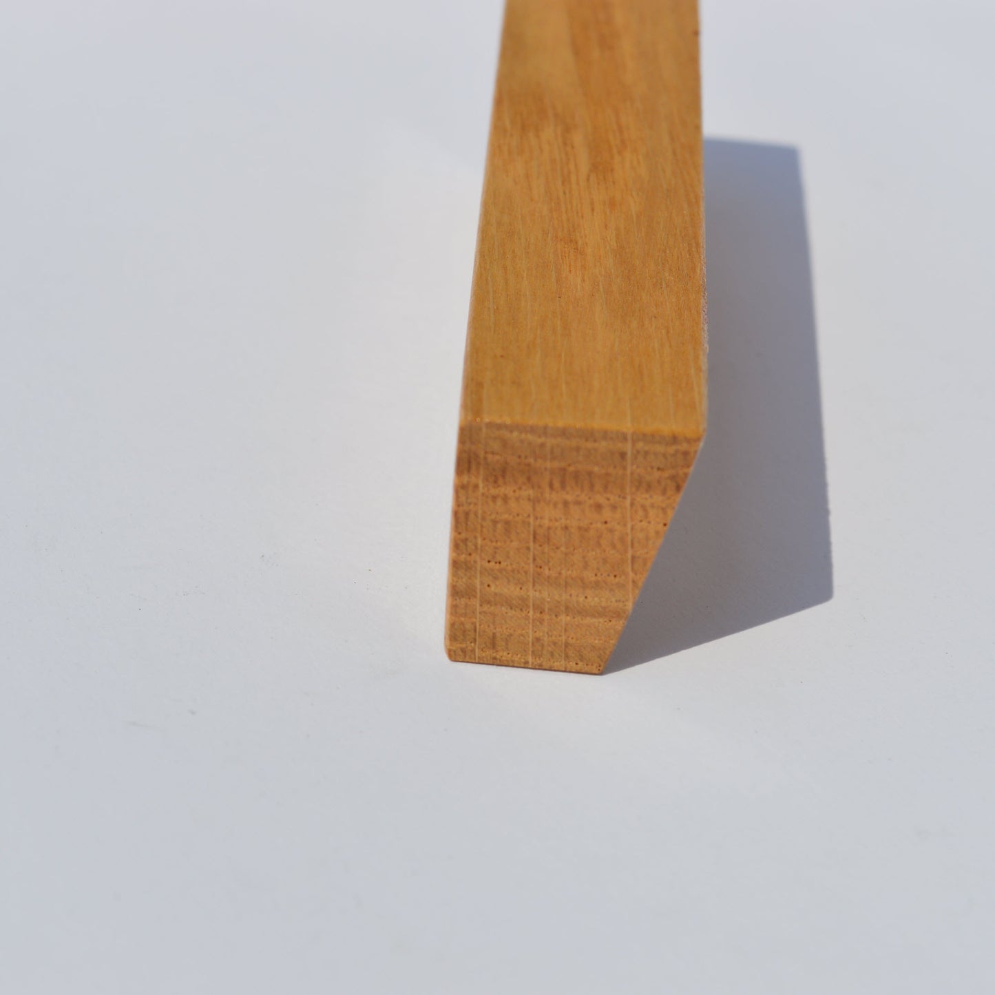 Imola solid wood furniture handle – natural elegance, lacquered oak