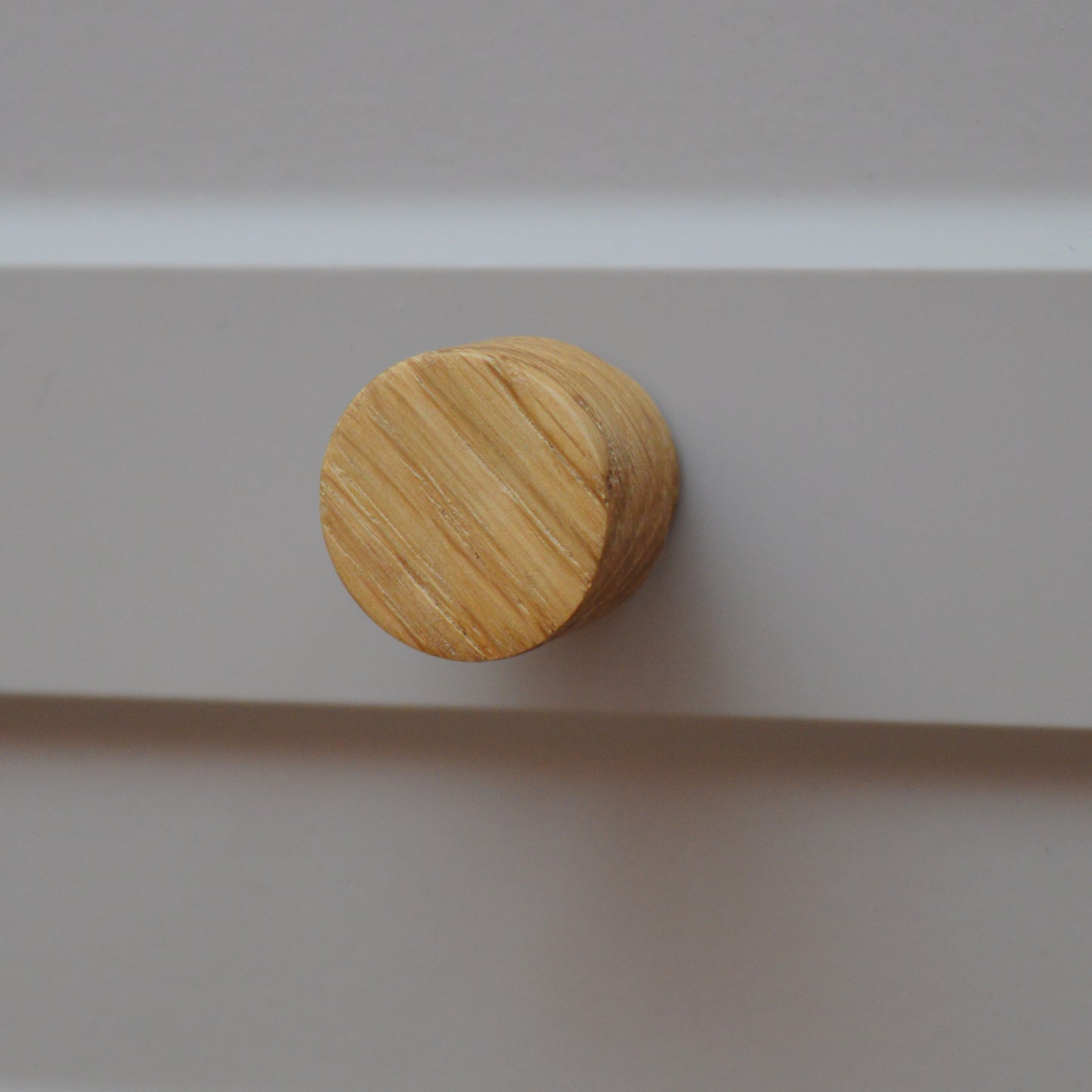 Kiel solid wood furniture knob
