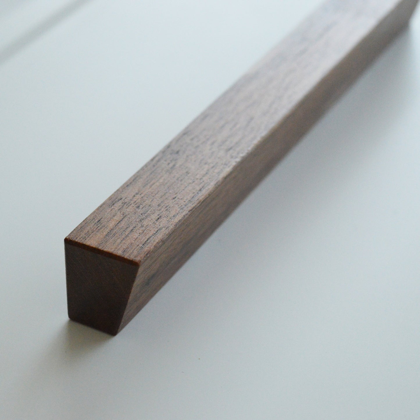 Modena modern Wooden furniture handle, lacquered walnut