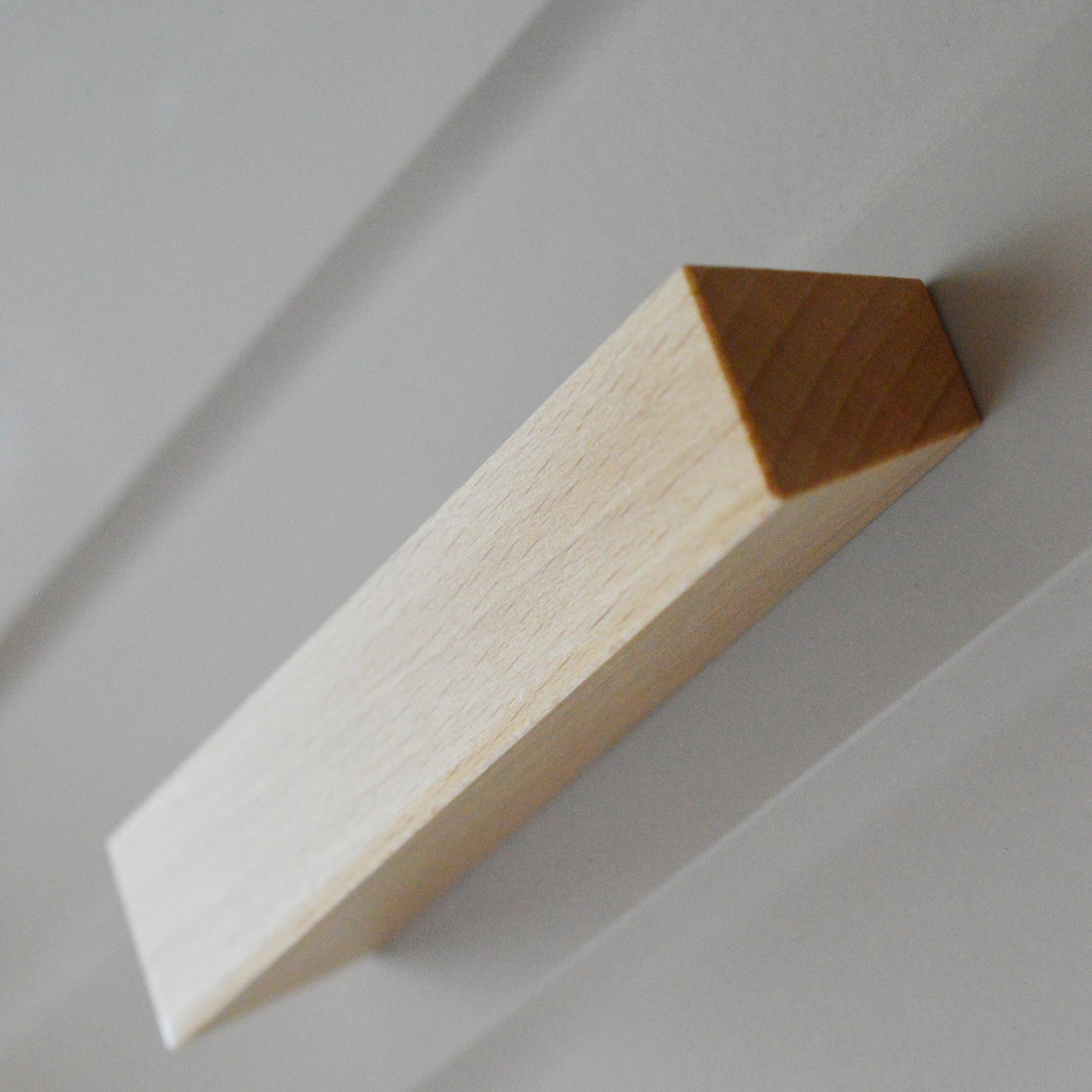 Ravenna modern Wooden furniture handle, lacquered beech