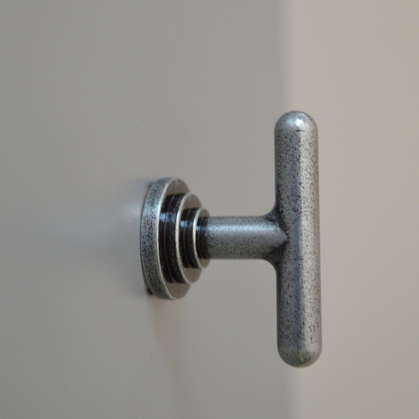 Hugo KNOB Classic metal furniture handle