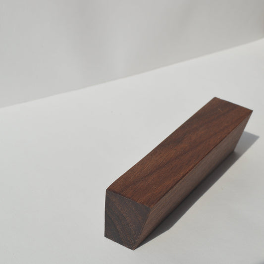 Lucca modern Wooden furniture handle, oiled walnut