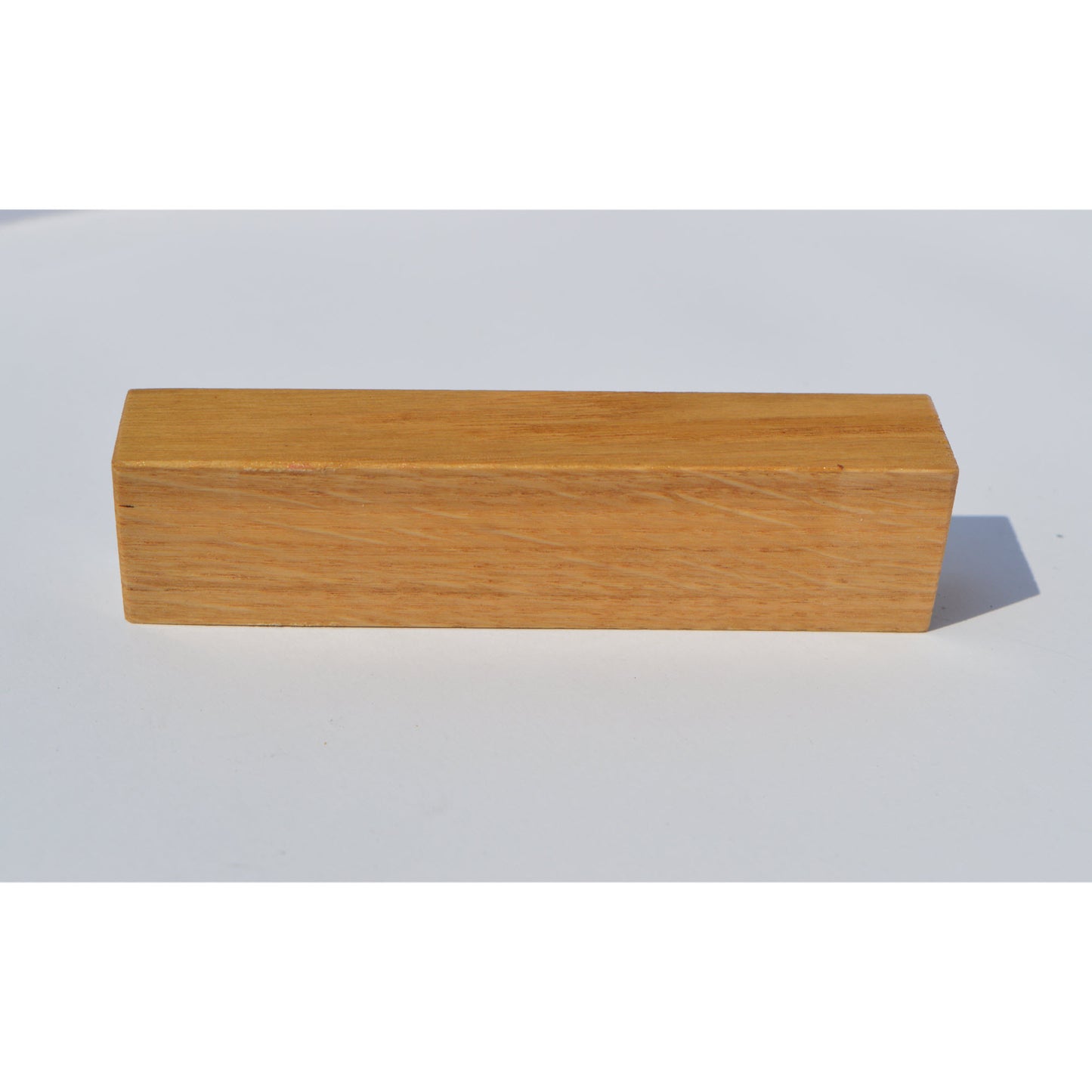 Imola solid wood furniture handle – natural elegance, lacquered oak