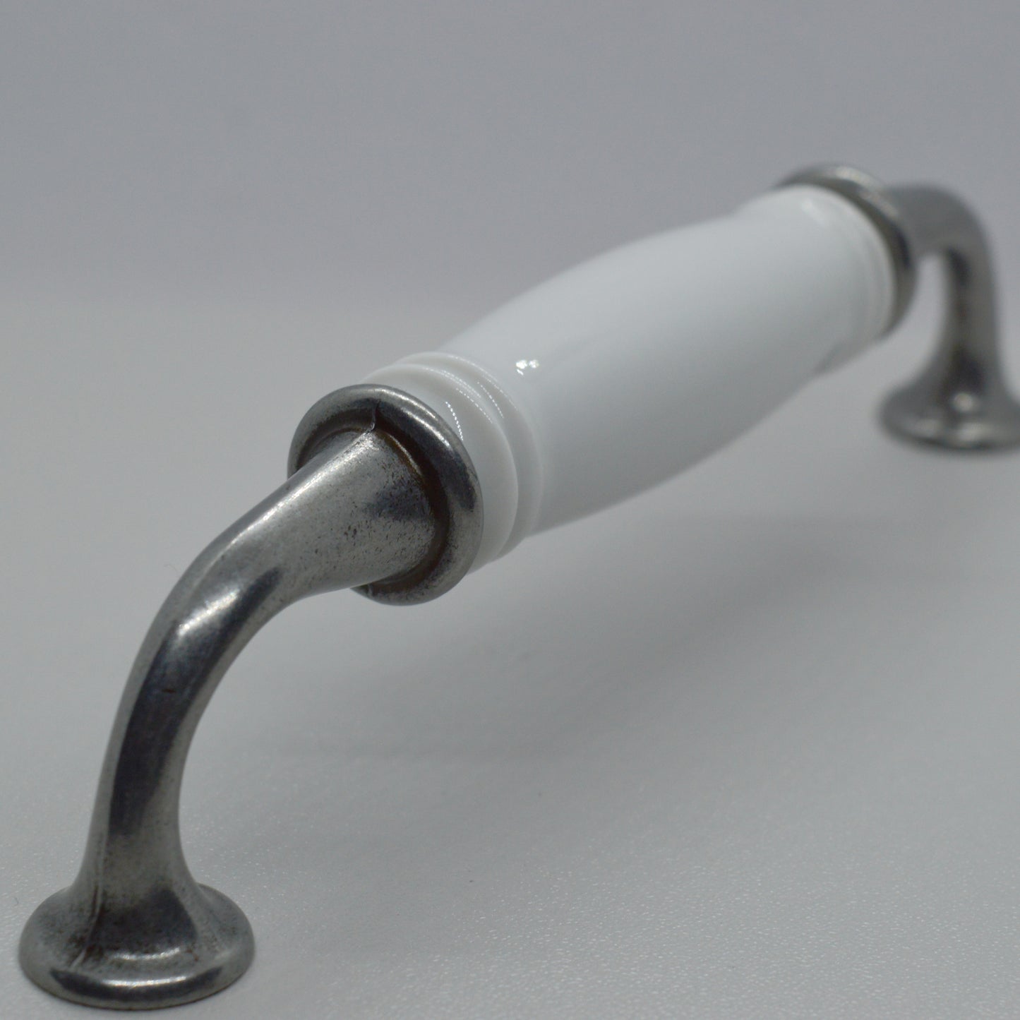 LIMOGES Metal-porcelain furniture handle