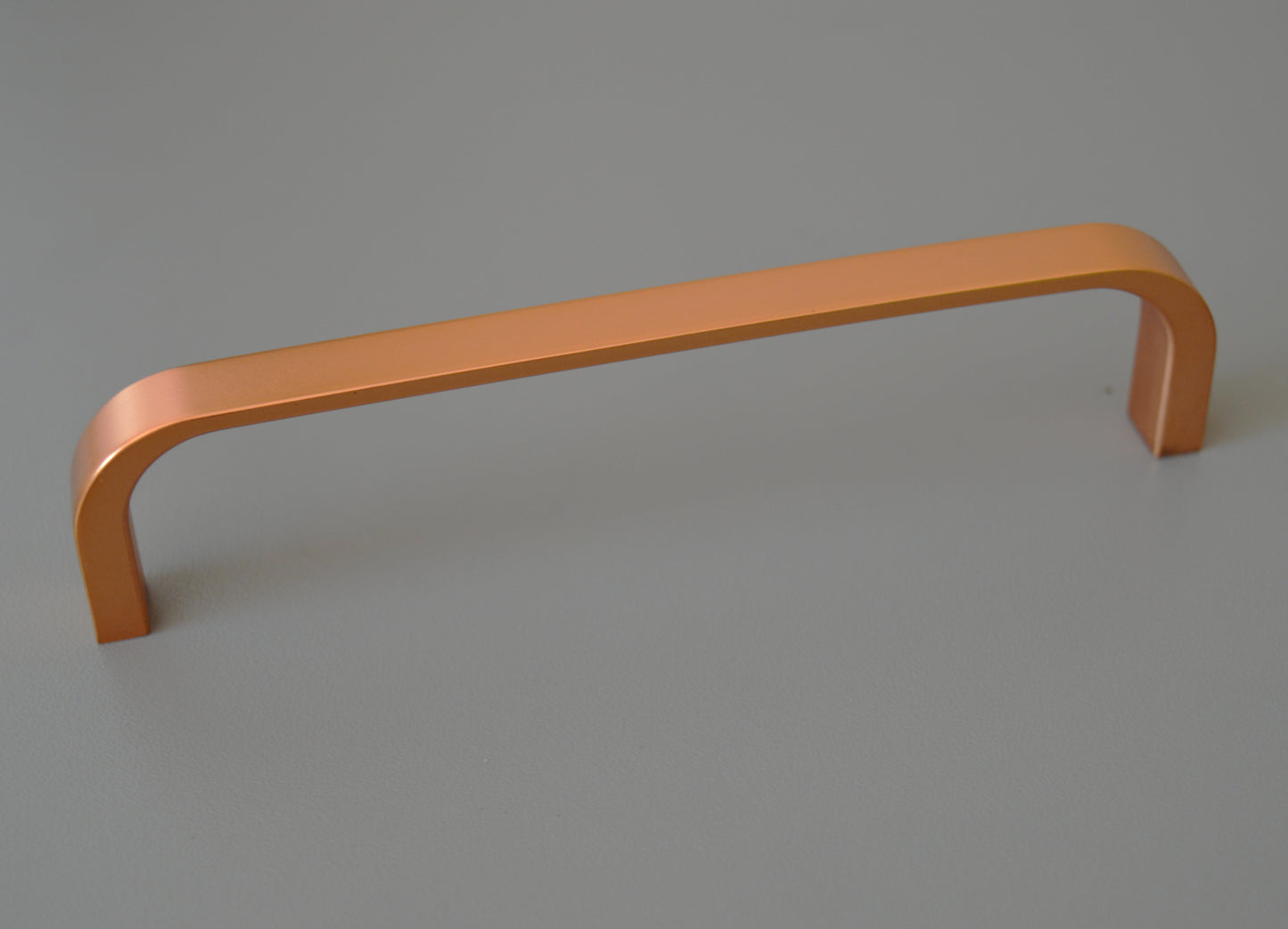 Pronto modern metal furniture handle